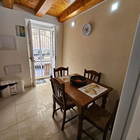 Perla Marina Ortigia Villa Syracuse ภายนอก รูปภาพ